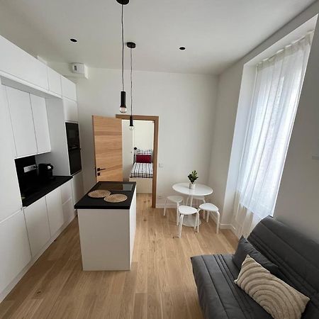 Appartement Cosy A 1 Min De Paris Charenton-le-Pont Exteriör bild