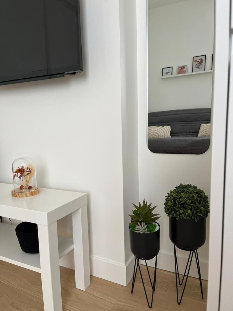 Appartement Cosy A 1 Min De Paris Charenton-le-Pont Exteriör bild