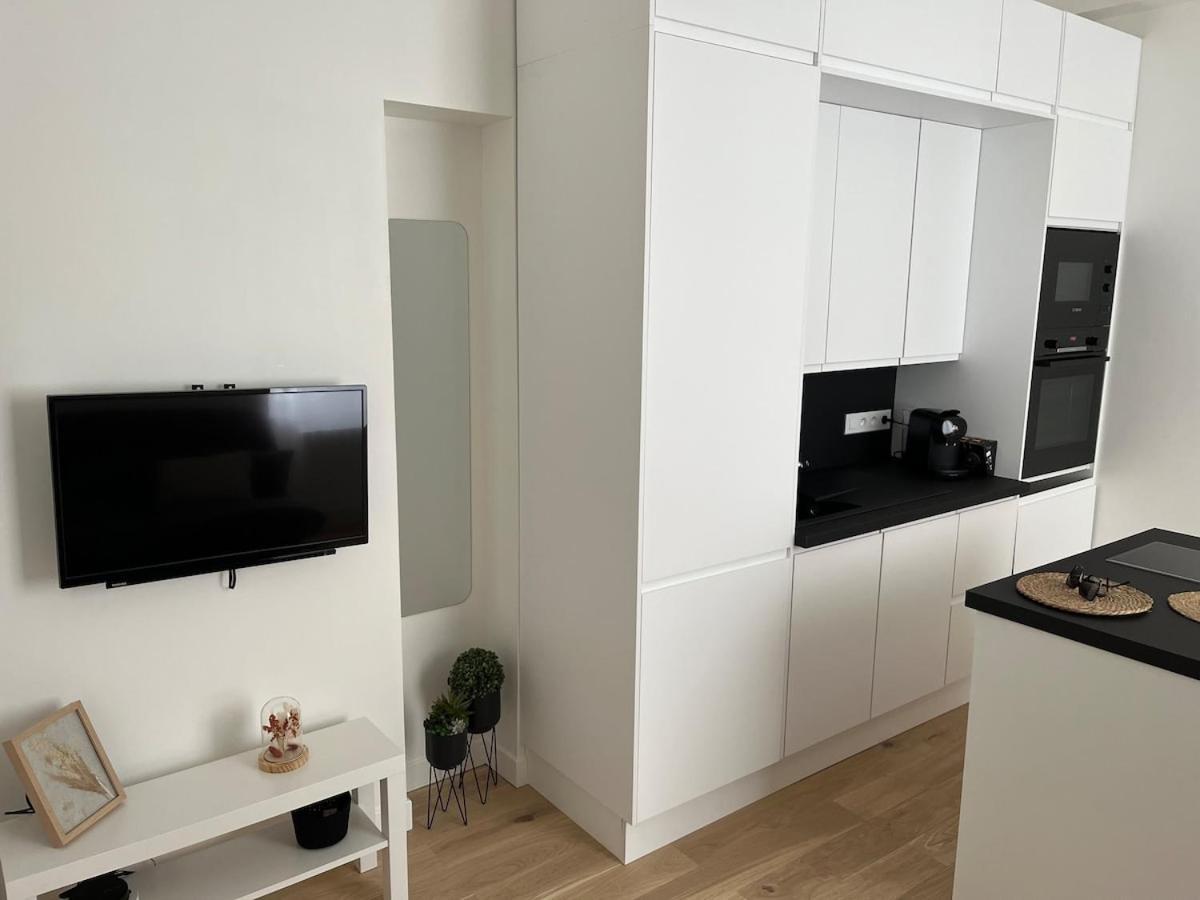 Appartement Cosy A 1 Min De Paris Charenton-le-Pont Exteriör bild
