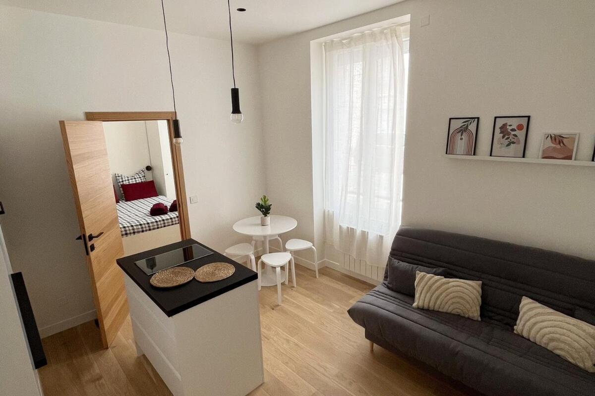 Appartement Cosy A 1 Min De Paris Charenton-le-Pont Exteriör bild