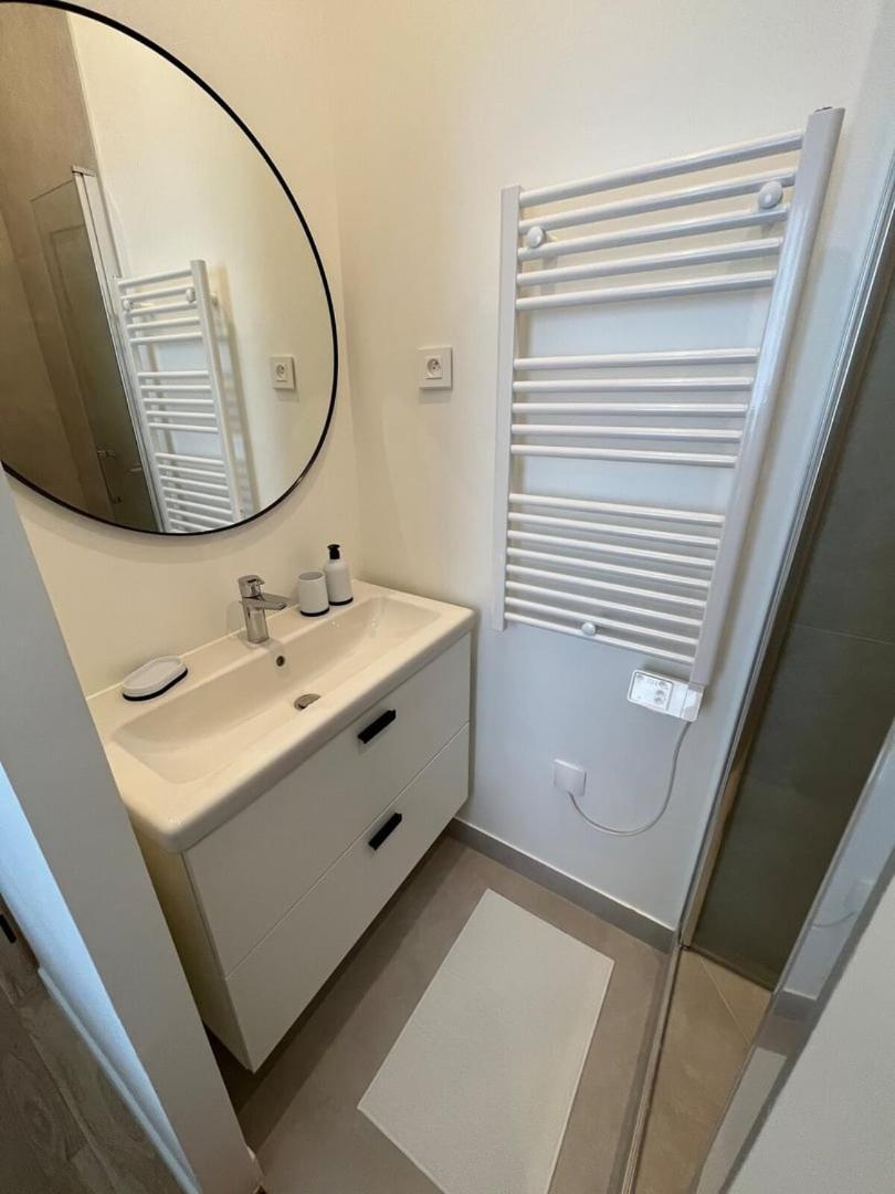 Appartement Cosy A 1 Min De Paris Charenton-le-Pont Exteriör bild